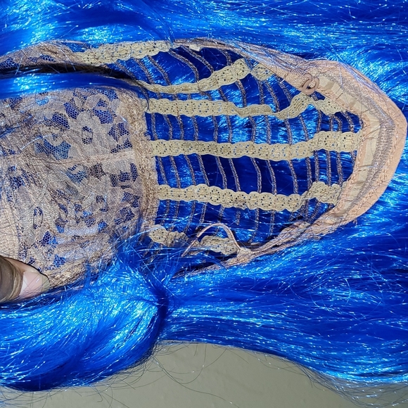 Blue long wig - Picture 8 of 10